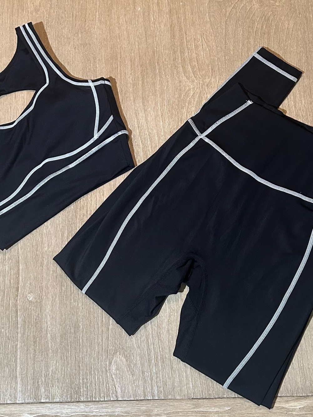 BuffBunny Airbrush Collection Legging and Sport Bra Set Size Small